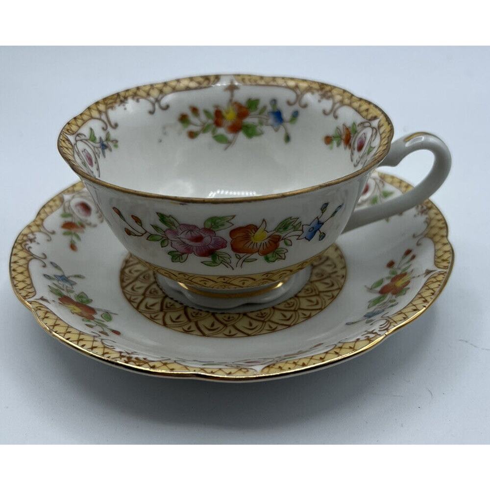 Teacup and Saucer Merit Occupied Japan Hand Painted Slightly Scallop Edges